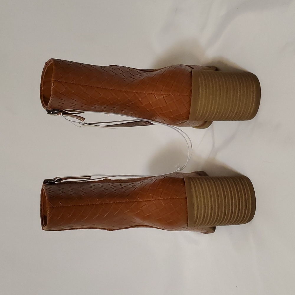 Universal Thread Woman's Arden Mid Shaft Boots - Picture 13 of 16